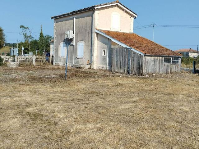 Maison de campagne de 55.70 m² 17130 Tugéras Saint Maurice