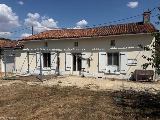 Maison de Campagne de Plain Pied Proche de Ruffec 66m² Ruffec