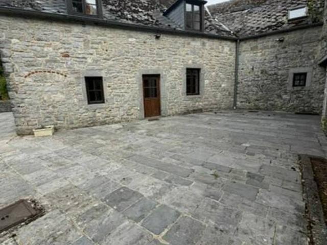 Maison de campagne en Location à Dinant