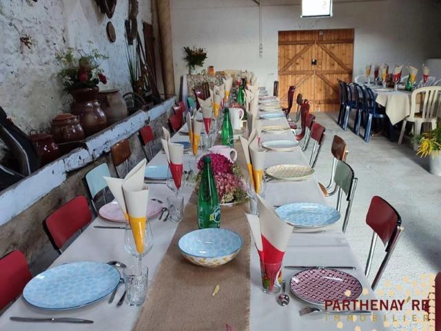 Maison de campagne et dépendances à LE TALLUD