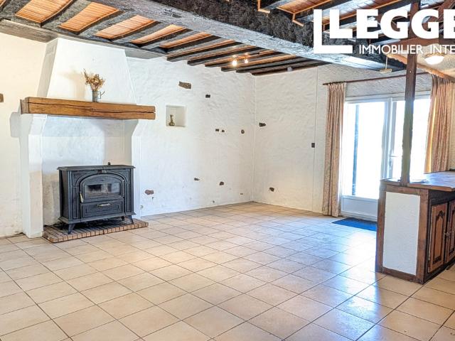 Maison de campagne indépendante avec piscine