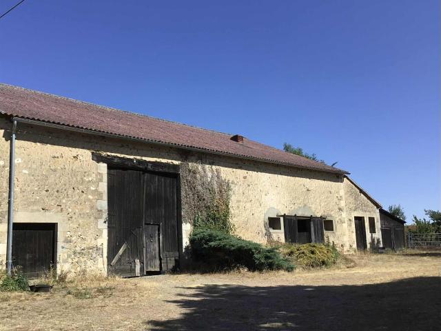 Nouvelle Réduction 324 500 euros* Maison de campagne ind. 228m² Millac