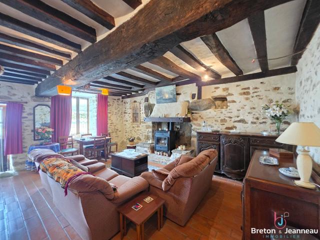 Maison de Campagne Secteur Bais 51m² Izé
