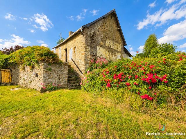 Maison de Campagne Secteur Bais 51m² Izé