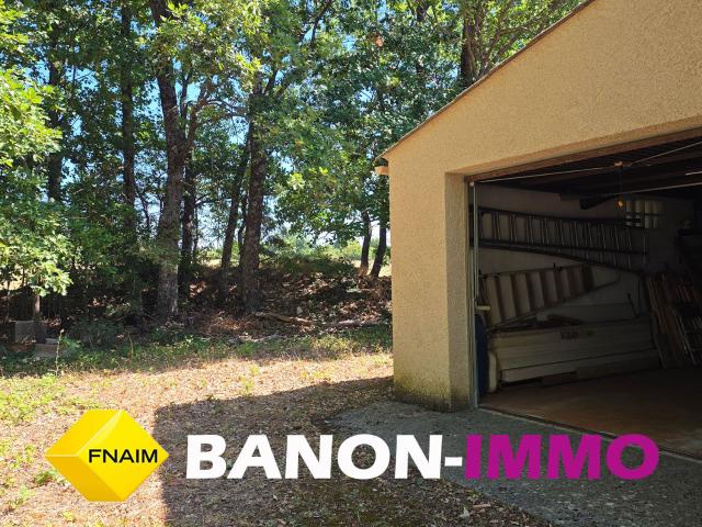Maison de campagne sur 5 000 m2 de terrain