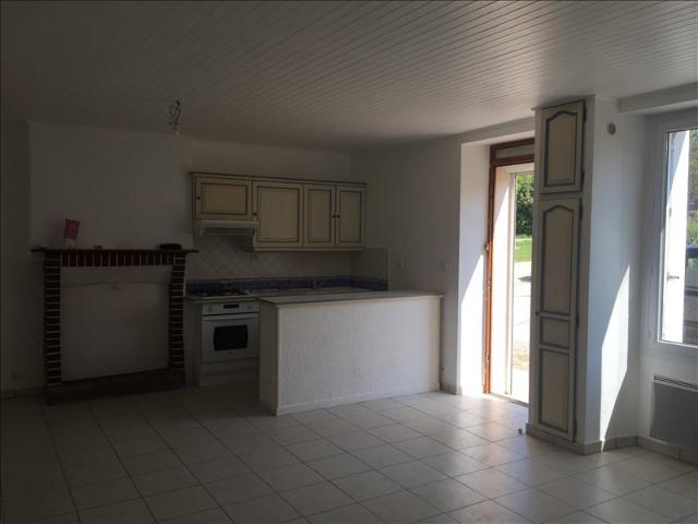 MAISON DE CAMPAGNE PRINQUIAU 4 pièce s 86 m2