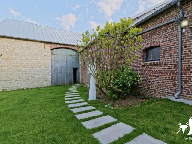 Maison de campagne rénovée avec grange
