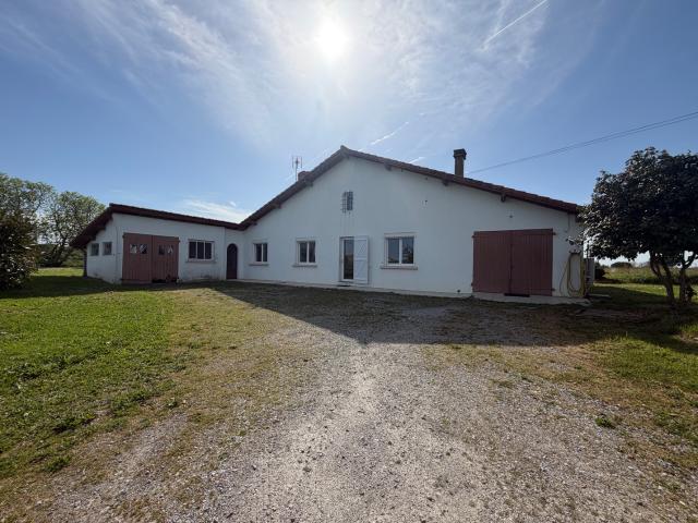 Maison de campagne rénovée de 112 m2 sur Mugron