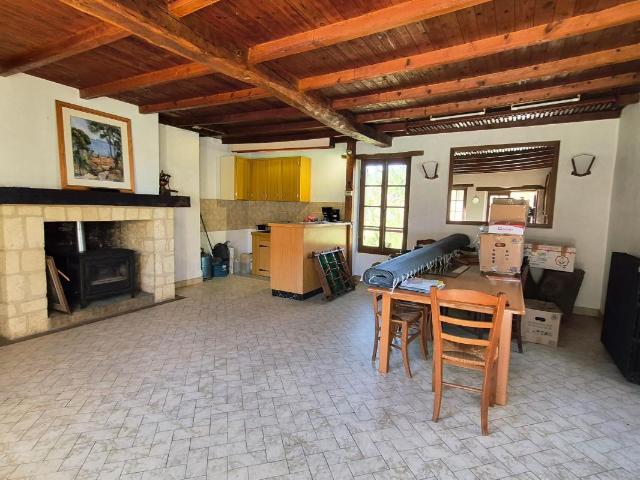 Maison de caractère avec 4000 m² de terrain