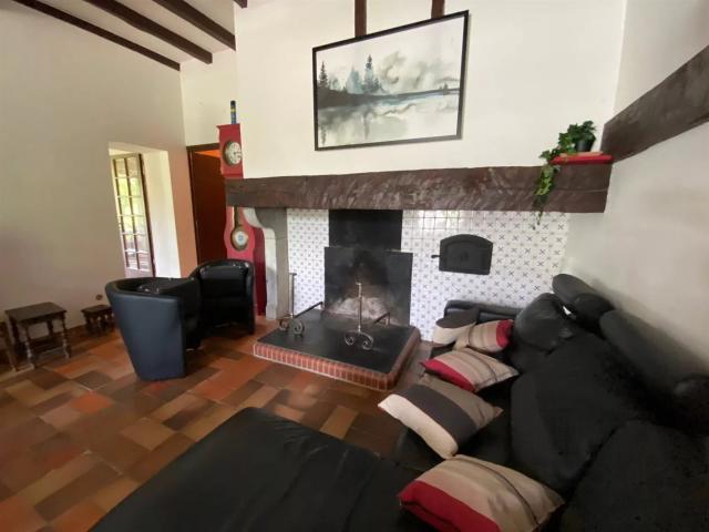 Maison de caractère avec 4 chambres à Lahontan 139m² Lahontan
