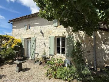 Maison de Caractère avec 5 Chambres 6 Minutes 168m² Saint Sulpice de Ruffec