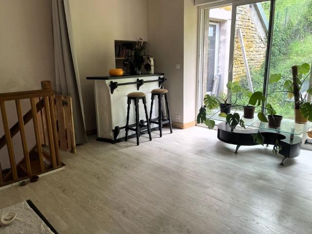 Maison de caractère avec grange et terrain 169m² Noidant Chatenoy