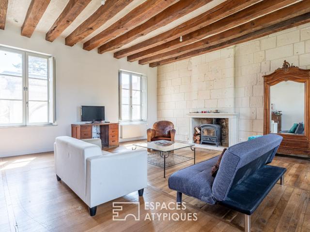 Maison de caractère avec piscine et dépendances aux portes d. 327m² Beaulieu lès Loches