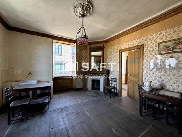 MAISON DE CARACTÈRE AVEC TERRAIN ET BOIS
