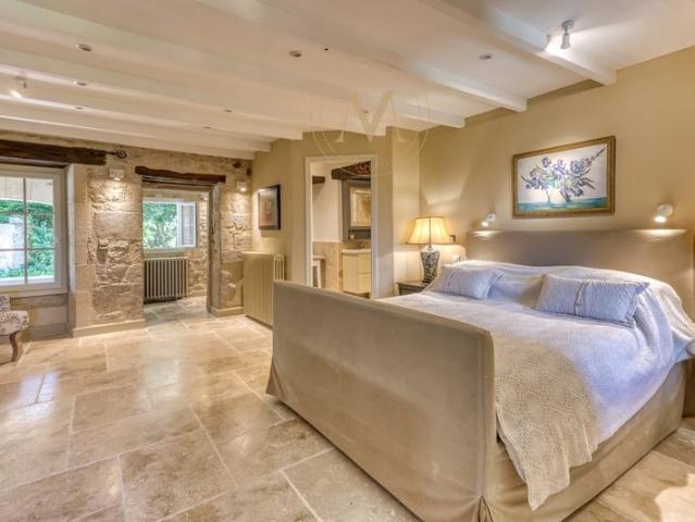 Maison de caractère avec vue dominante, piscine et gîte indé. 165m² Montayral