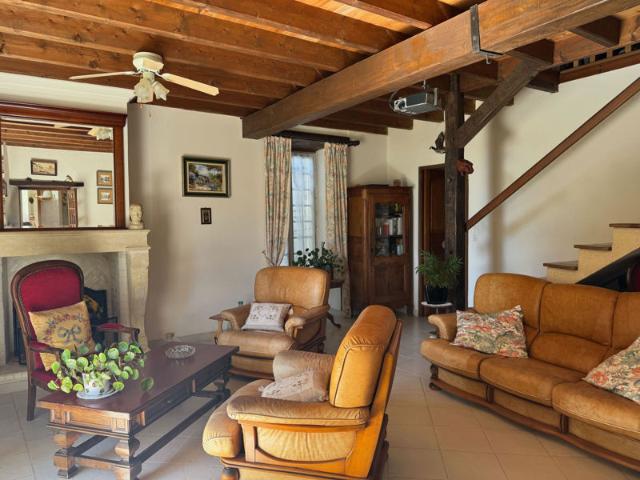 Maison de caractère à rénover Cezais 85410