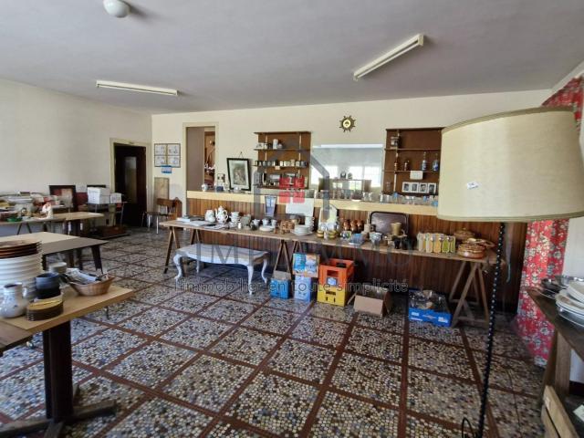 Maison de caractère à rénover / Fort potentiel 400 m²