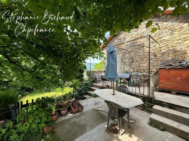 Maison de caractère à vendre 4 pièces LARDIER ET VALENCA 05