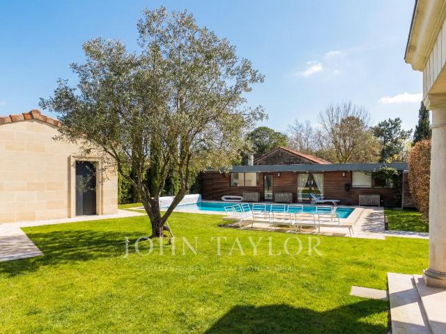 MAISON DE CARACTERE BORDEAUX CAUDERAN GARAGE PISCINE