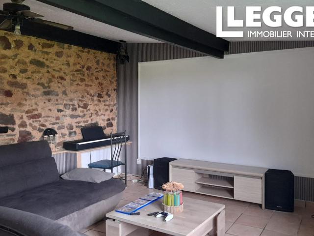 Maison de caractère de 130 m² au calme en Normandie – Jardin clos – Dépendance