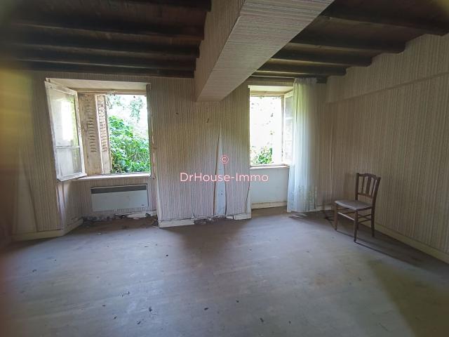 Maison de caractère de 134 m² à rénover avec fort potentiel