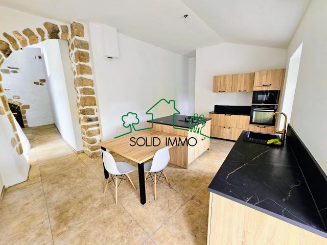 Maison de caractère en pierre 156m² Joannas