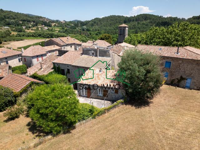 Maison de caractère en pierre 156m² Joannas