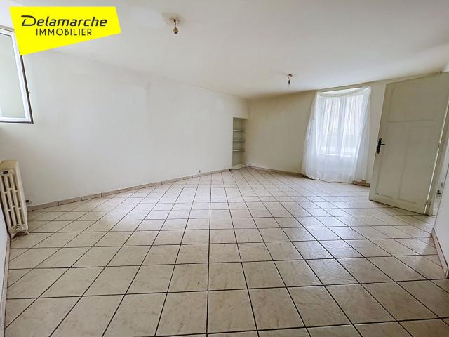 Maison de caractère en pierre à Jullouville 85m2