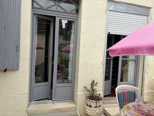 Maison de caractère en pierre de tuffeau