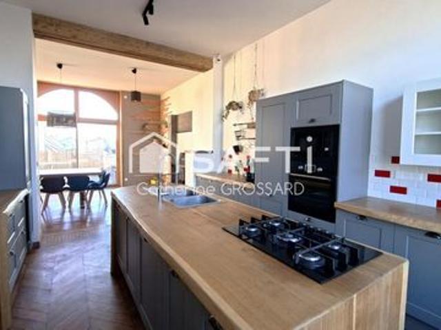 Maison de caractère Individuelle 300m² à Merville