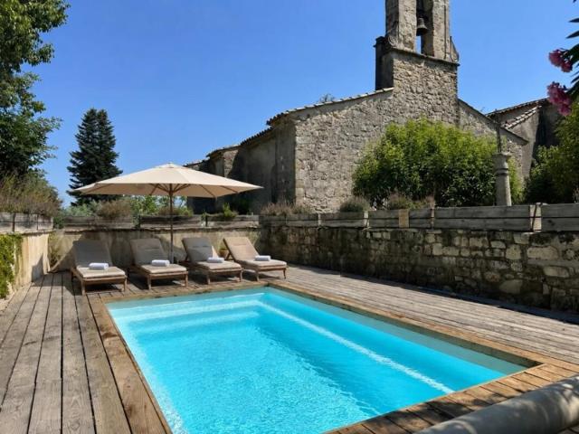 Maison de caractère, jardin secret et douceur de vivre à Gar