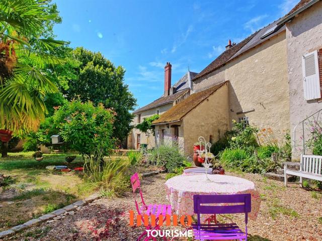 Maison de caractère pour chambres d'hôtes et gîte à 10min 430m² Chambord