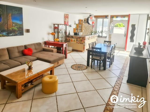 Maison de caractère — rénovée, aucun travaux !