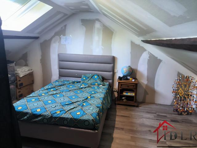 Maison de caractère rénovée avec grand terrain arboré 150