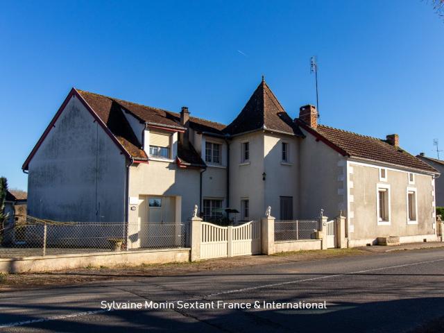 Maison de caractère spacieuse et lumineuse