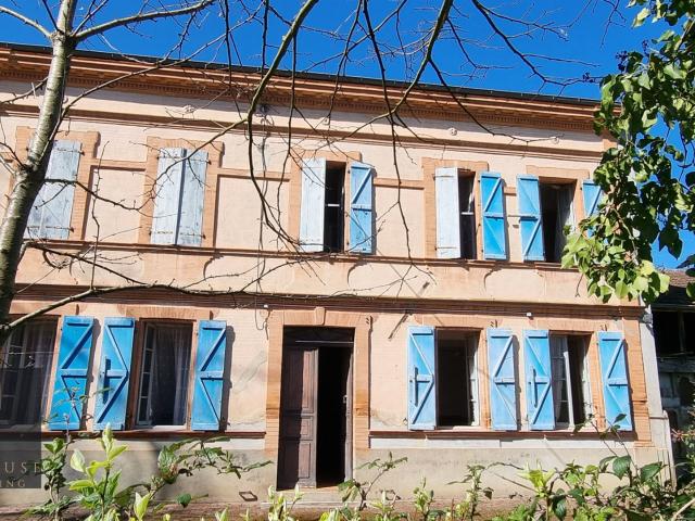 Maison de caractère T7 dépendances Grange terrain 9608. 185m² L'Isle en Dodon