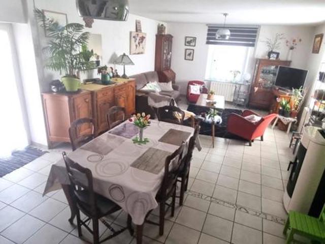 Maison de caractère très soignée avec sa grange CLASSE D