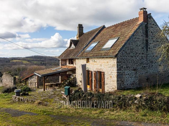 Maison de caractère, vue et tranquillité, Creuse