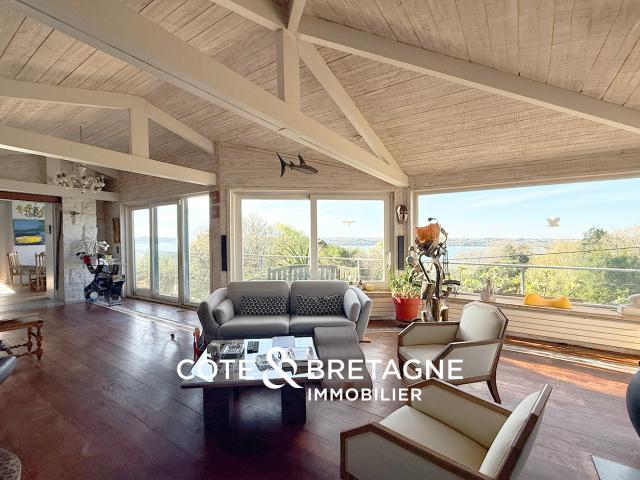 MAISON DE CARACTÈRE VUE MER À PERROS GUIREC | Réf: 202638