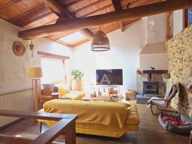 Maison 4 chambres piscine terrain: 5159m²