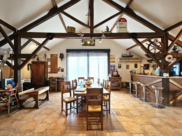 Maison de caractère 193m² Valigny