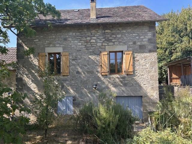 Maison de caractère 108 m2 3/5 ch. Piscine, Grange & Ter. 108m² Jugeals Nazareth