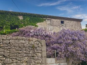 Maison de caractère,10 pièces, 6 chambres grand terrain