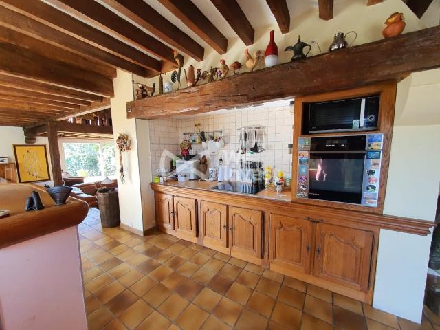 Maison De Caractere 5371 m² Dependance 208m² Boissy le Châtel