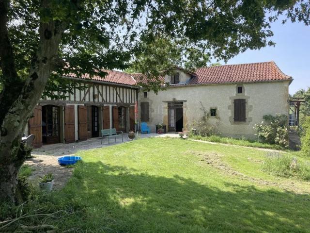 Maison de caractère