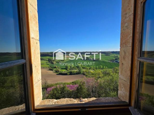 Maison de charme au coeur de Castelnau de Montmiral – 319 m² habitables