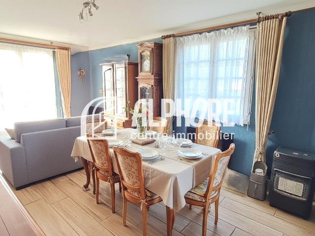 Maison de charme au jardin primé Calme & Centre bourg 110m² Saint Dolay