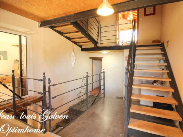 Maison de charme autonome à quelques minutes de SAINT IZAIRE 12