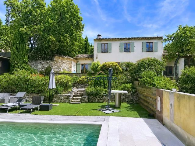 Maison de charme aux accents provençaux. 134m² Saint Paul Trois Châteaux