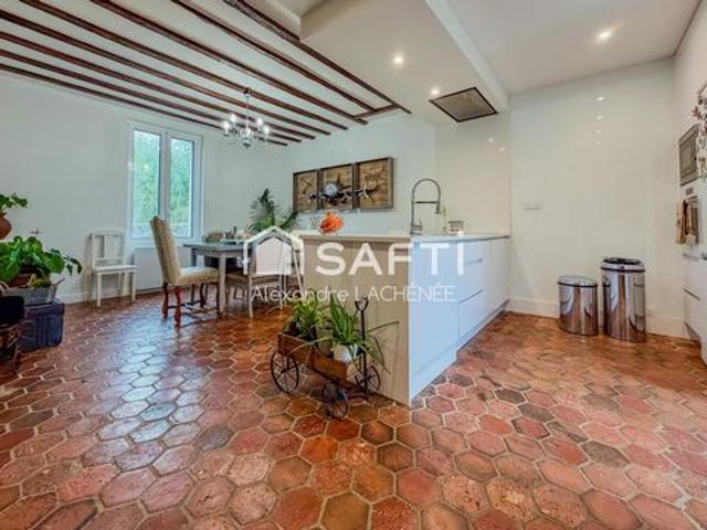 Maison de maître de 1948 et dépendance 57,8 m²